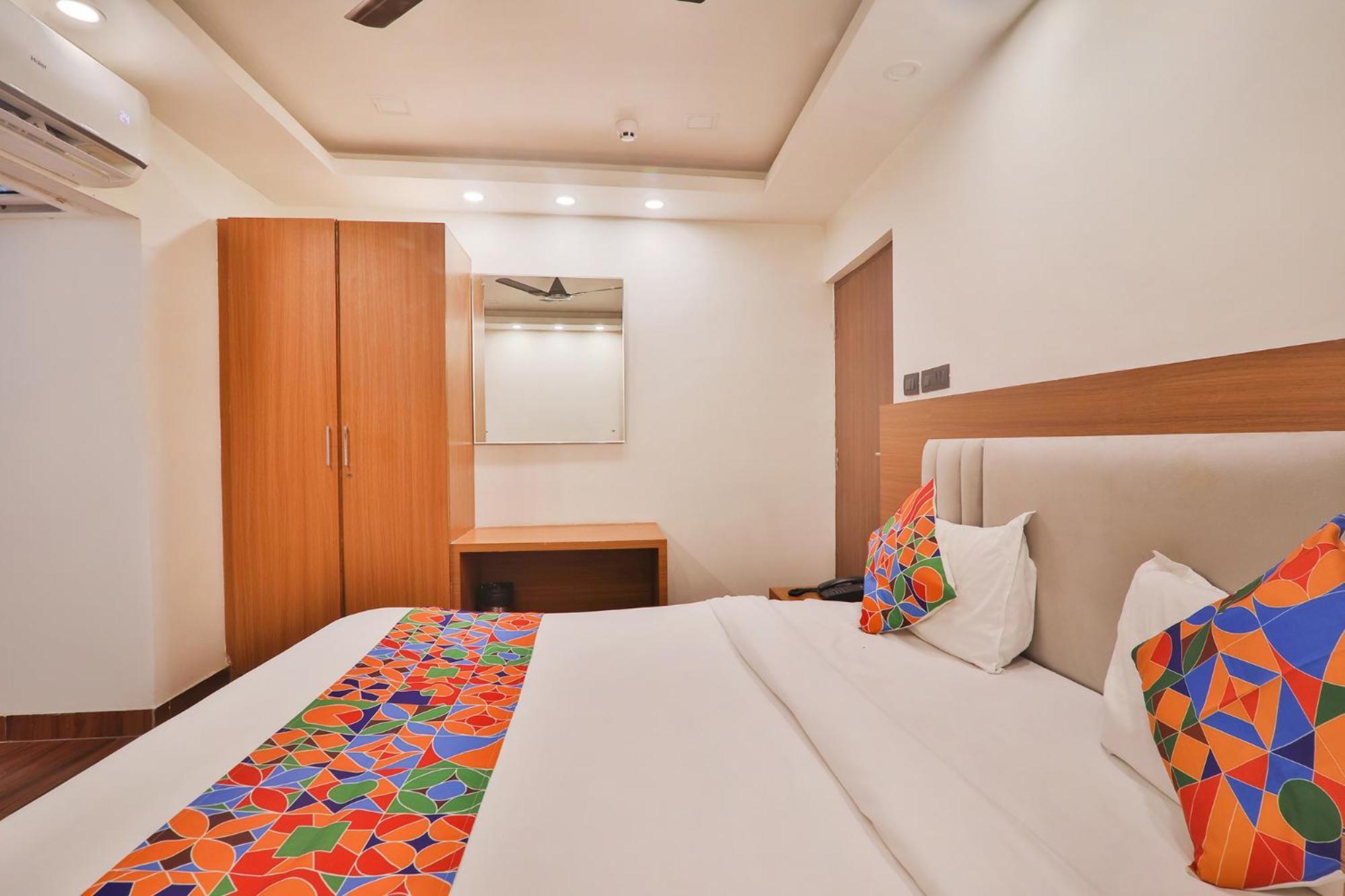 Fabhotel Shaurya Lucknow