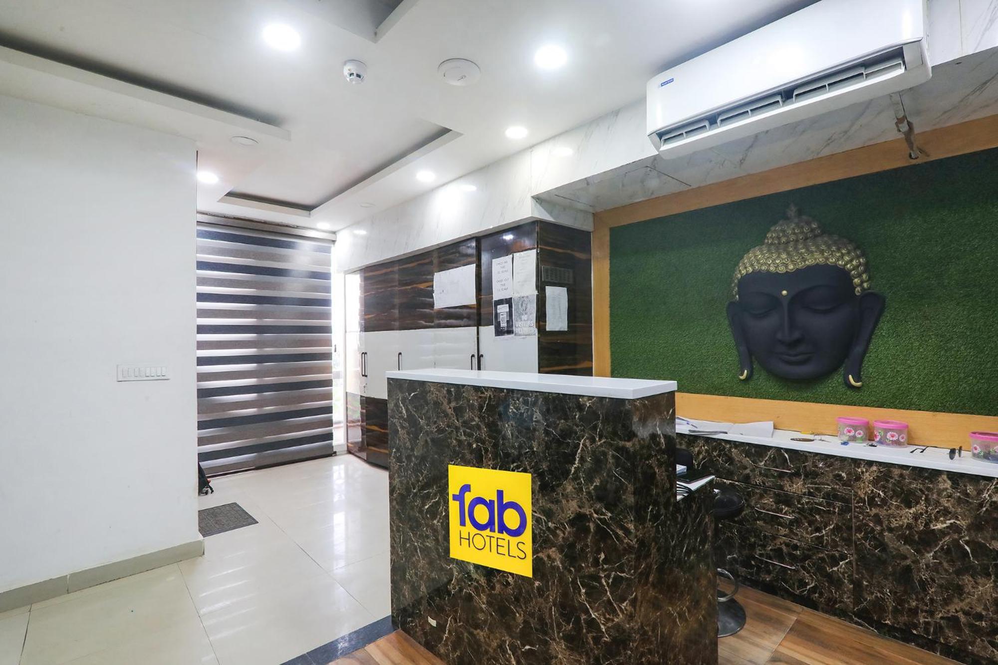 Hotel Fabhotel Shaurya